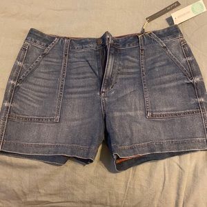•SOLD• Brand new Level 99 Jean shorts with tags.